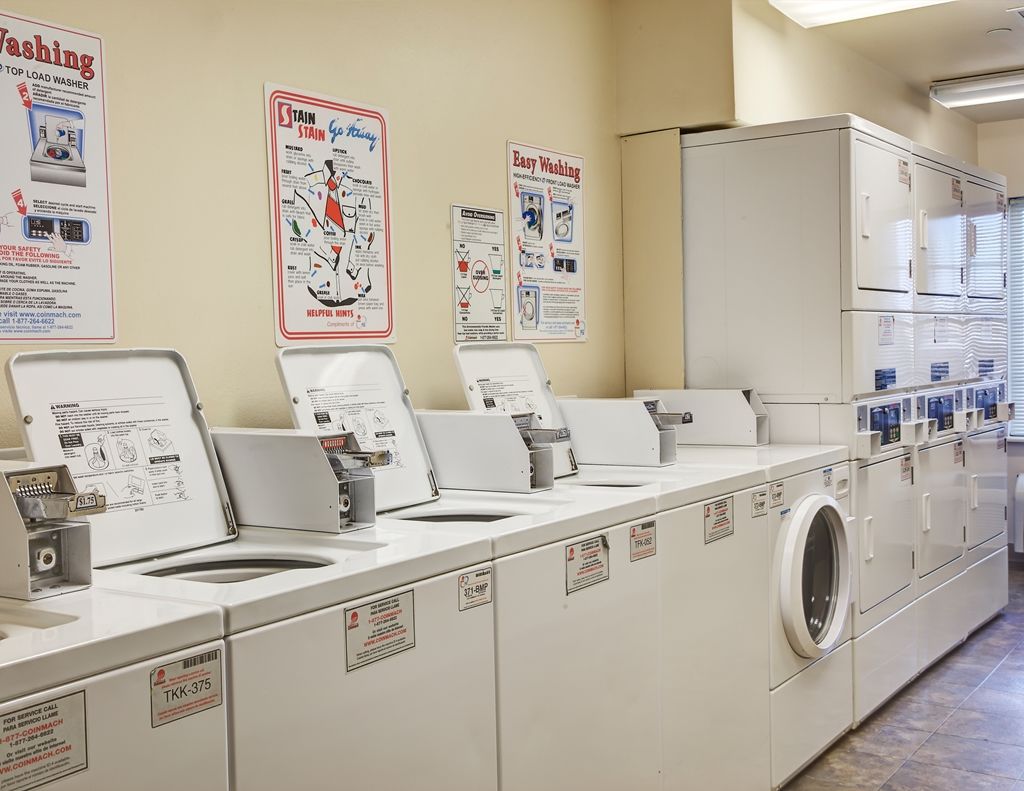 Woodspring Suites Topeka Udogodnienia zdjęcie